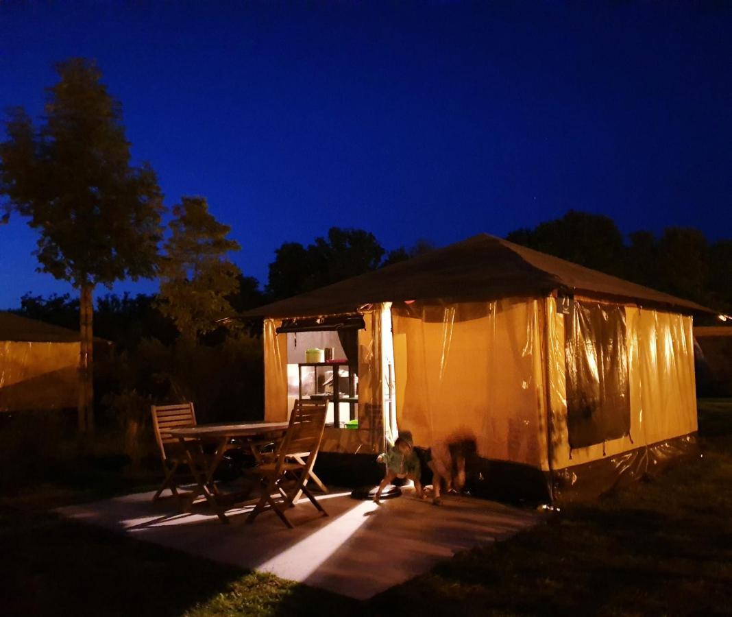 Camping Aquarev Hotell Loudéac Eksteriør bilde